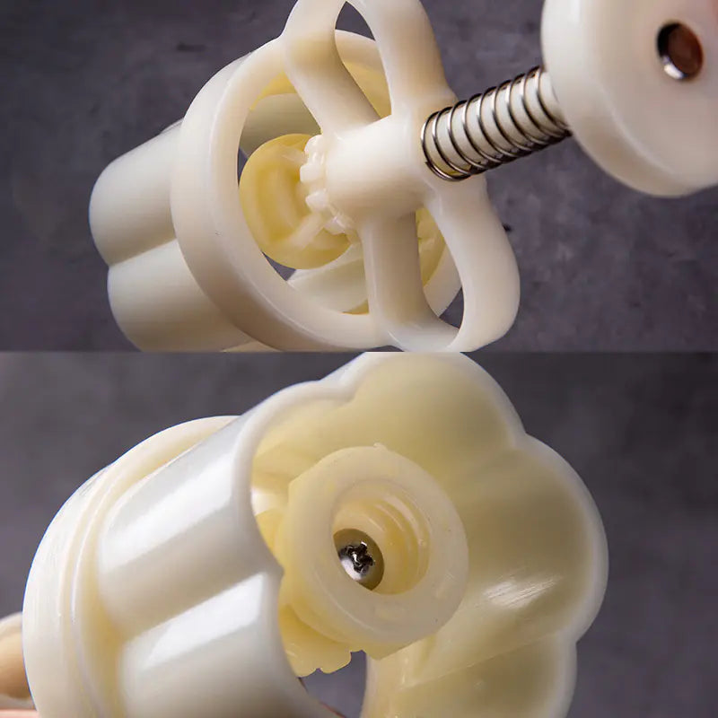 Mid-Autumn Festival Rabbit & Cherry Blossom Mooncake Mold - Lunqara 