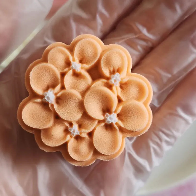 50g Mid-Autumn Festival Mooncake Mold with Floral Design - Lunqara 