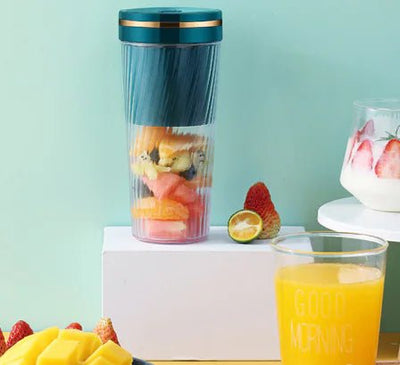 Portable Mini Electric Juicer for Home Use - Lunqara