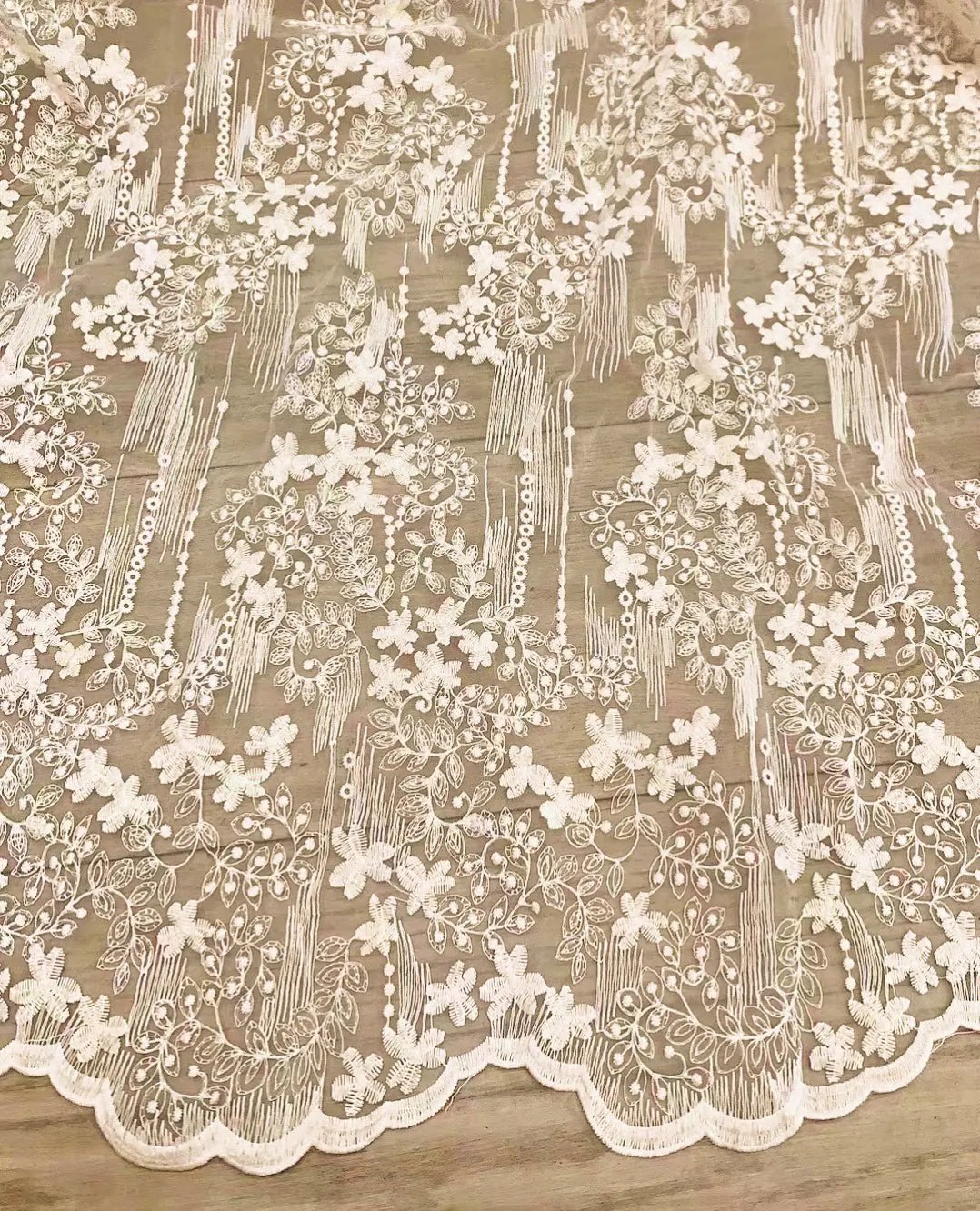 Lace Organza Embroidered Tablecloth - Lunqara